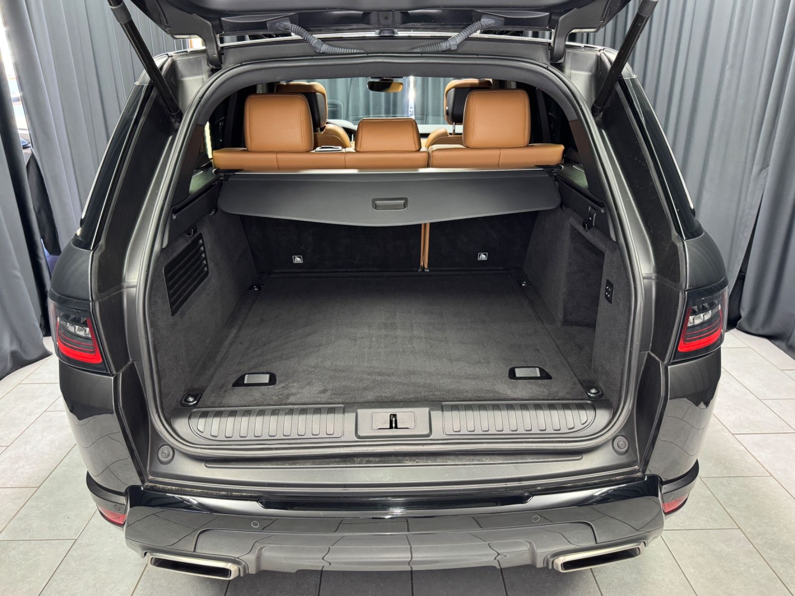 Fahrzeugabbildung Land Rover Range Rover Sport HSE Dynamic|MERIDIAN|360°|HuD