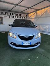 Lancia Ypsilon 1.3 MJT 16V 95 CV 5 porte S&S Pla - Lancia Ypsilon mit Panoramadach