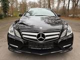 Mercedes-Benz E 350 Coupe AMG-Line Super Optik wenig km - mit Diesel-Antrieb: Sportwagen