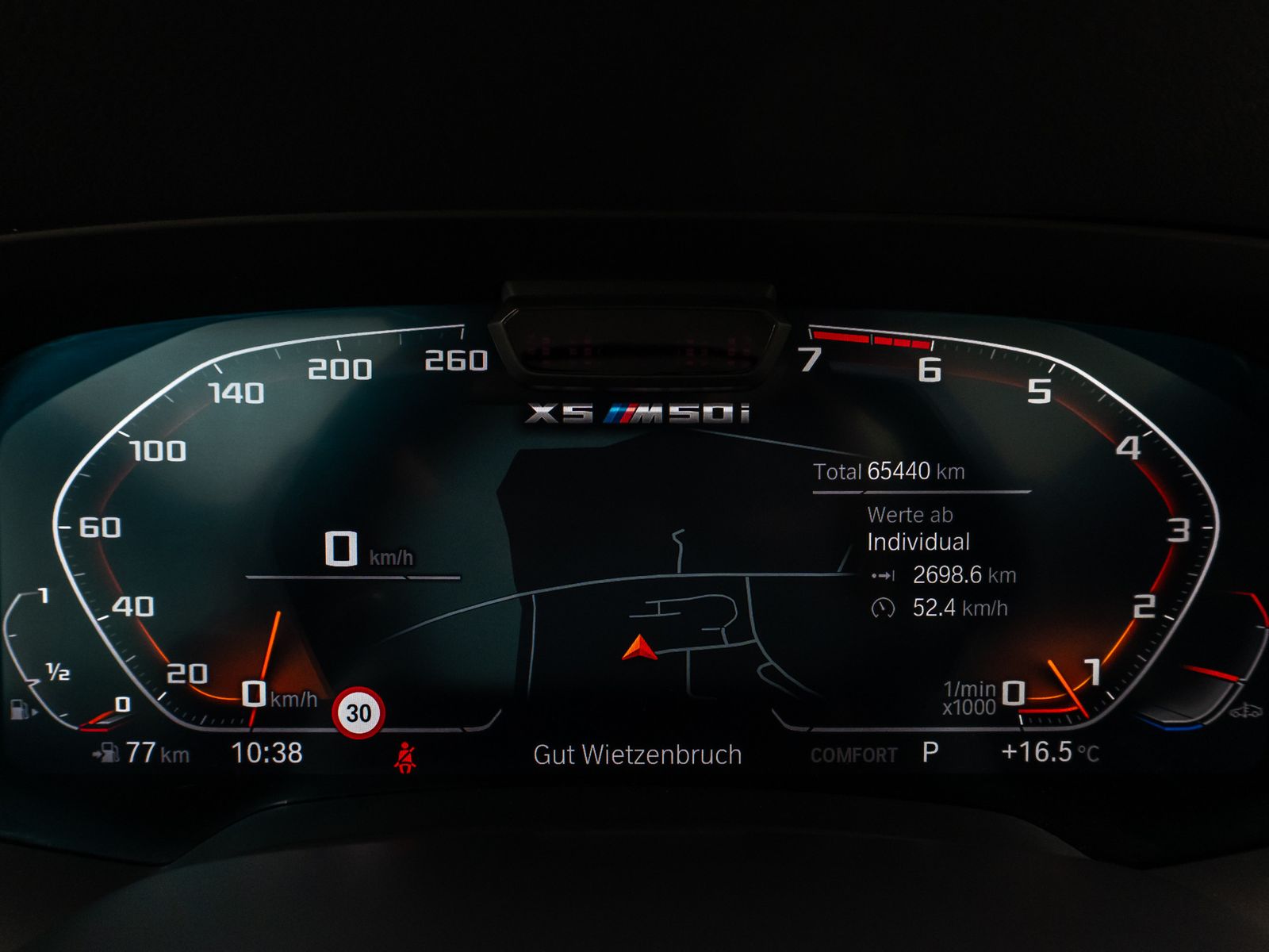 Fahrzeugabbildung BMW X5 M50i Panorama 360° DAB H/K AHK Komfort 22Zoll