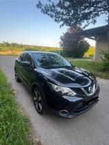 Nissan Qashqai 1.6 dCi DPF N-CONNECTA N-CONNECTA - Nissan Qashqai in Freiburg