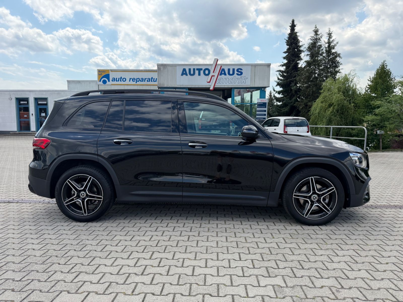 Mercedes-Benz GLB 200 d 4Matic AMG Line/AHZV/Pano/NightPaket/