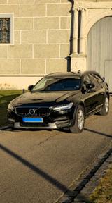 Volvo V90 Cross Country B4 D AWD Pro Geartronic Pro - Volvo V90 Cross Country von privat