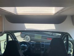 Sunlight Cliff 600 Peugeot