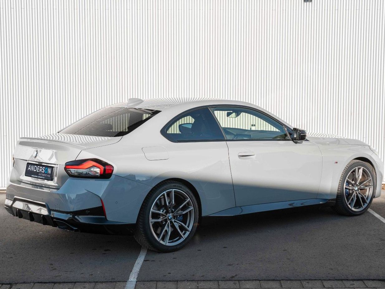 Fahrzeugabbildung BMW M2 COUPE M240i XDRIVE MSPORT LED VIRTC KAM HUD