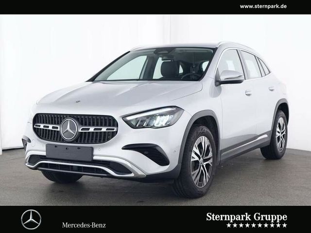 Mercedes-Benz GLA 180 Navi+Autom.+Klima+Rückfahrkamera+Totwink