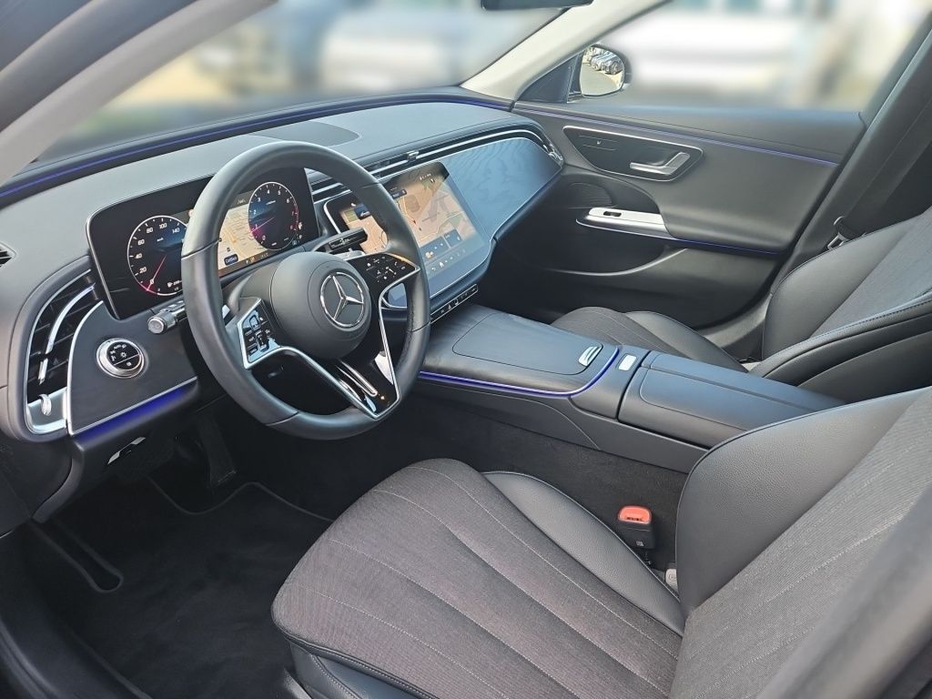 Fahrzeugabbildung Mercedes-Benz E 200 Limousine Avantg. Distronic+ Navi LED SHZ