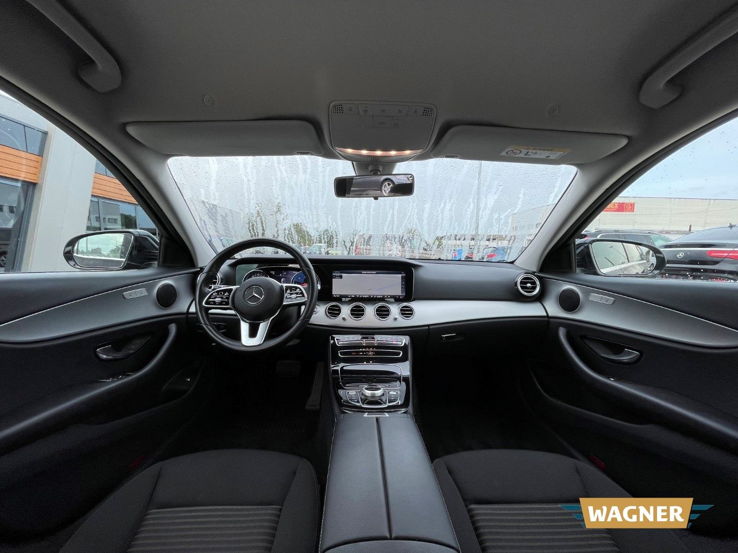 Fahrzeugabbildung Mercedes-Benz E 220 T LED-Scheinwerfer Elektr. Sitze Sitzheizu