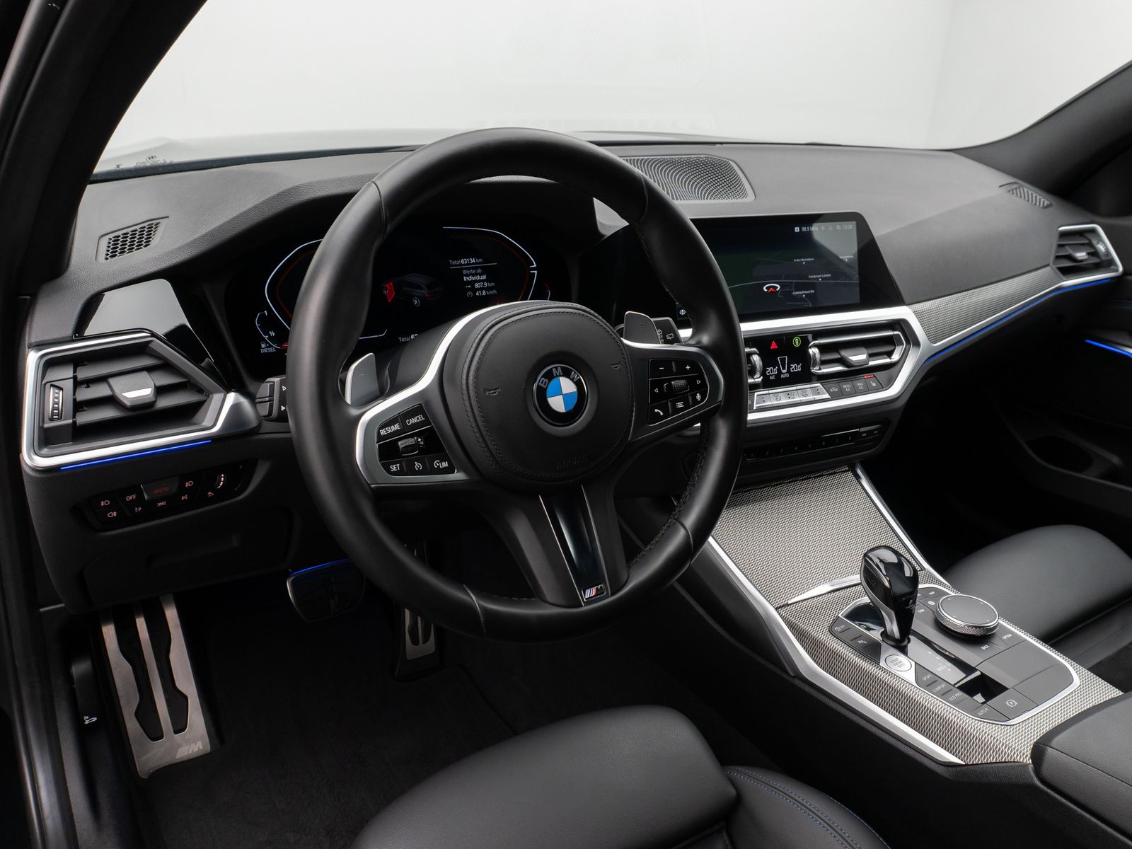 Fahrzeugabbildung BMW 320d M Sport Kamera CockPitPro DAB LED Alarm