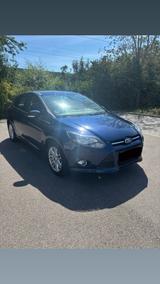 Ford Focus 1,6 EcoBoost 110kW SYNC Edition SYNC E...