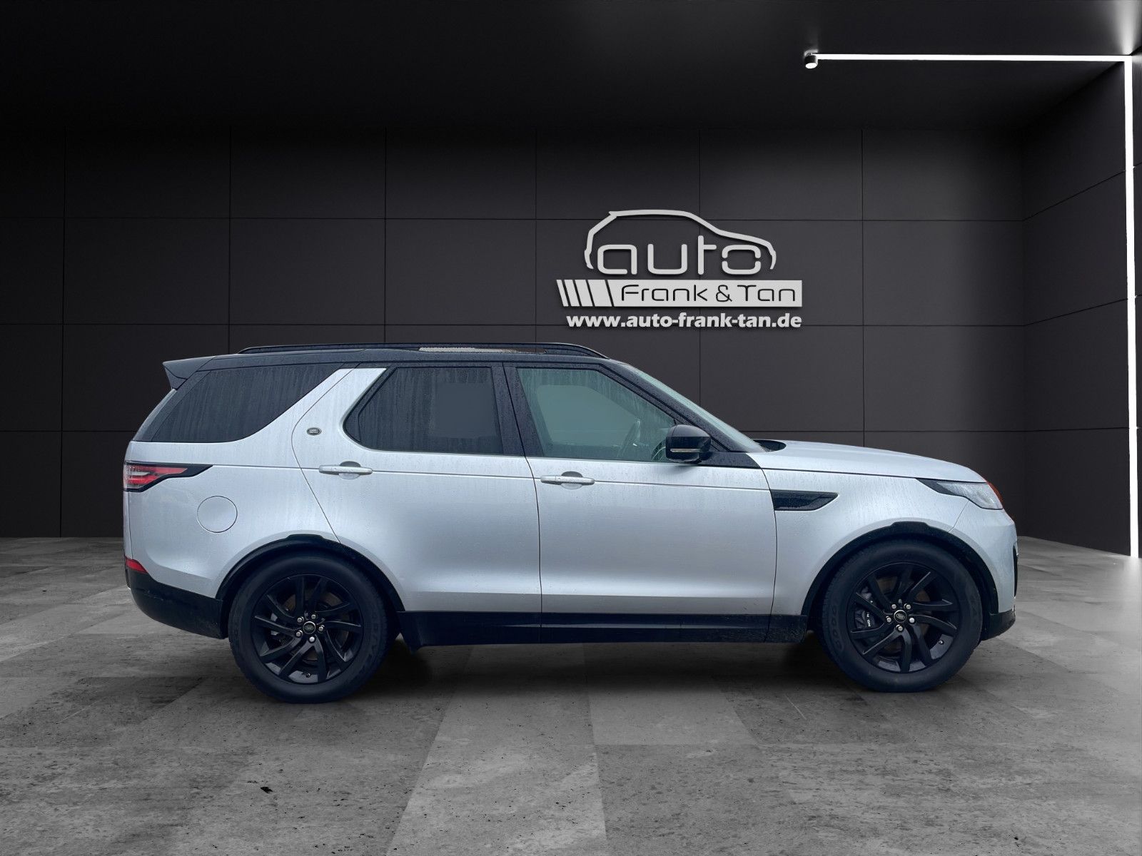 Fahrzeugabbildung Land Rover Discovery *Memory*Navi*Allrad*7Sitzer*Kamera*