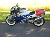 Honda RVF 400  nc 35 - Angebote