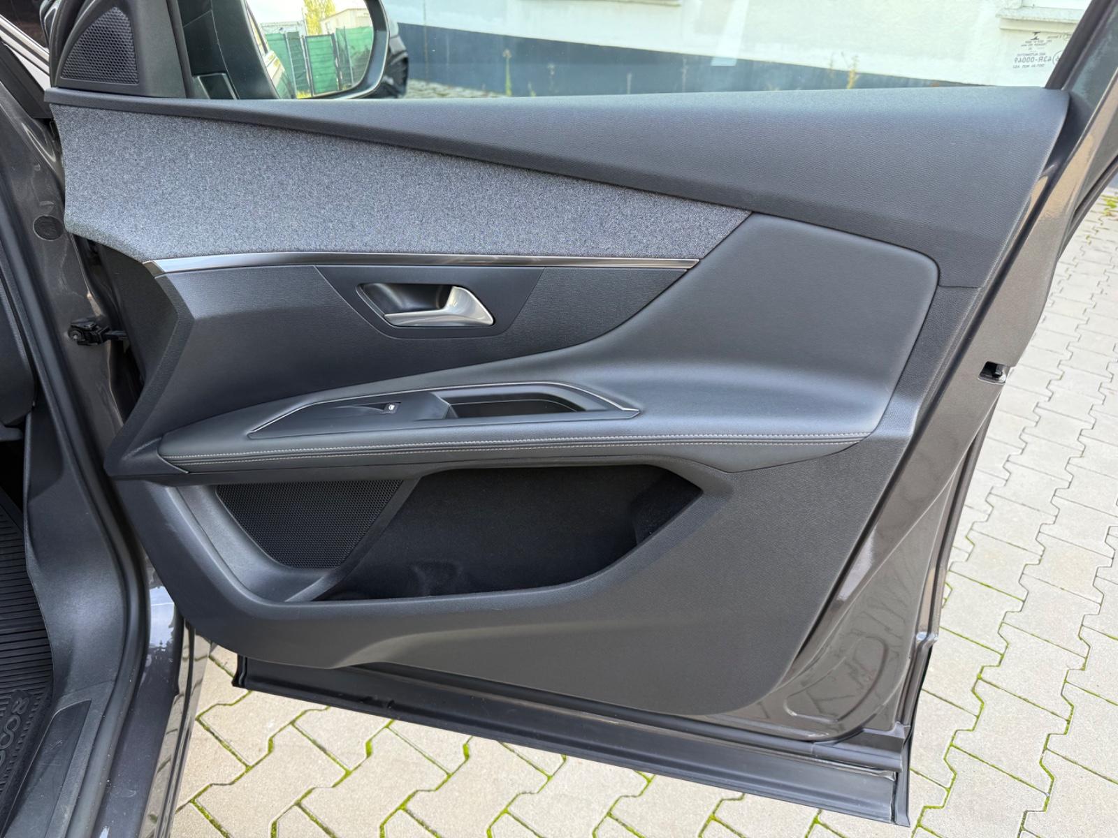 Peugeot 3008 1.5 BlueHDi Allure/GT-Line/DAB/Navi/360°/LM