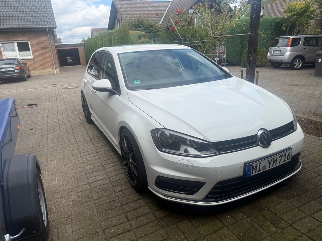 Image of Volkswagen Golf