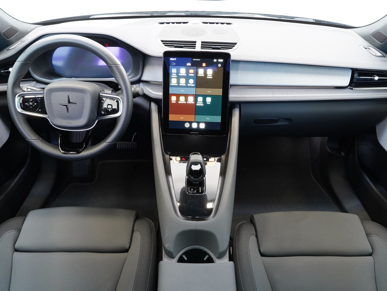 Fahrzeugabbildung Polestar 2 Standard Range Single PLUS-PAKET/PANO/AHK