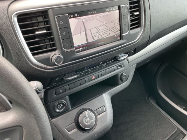 Fahrzeugabbildung Citroën Spacetourer 2.0 BlueHDi 180 FAP, M Feel 8-Sitzer