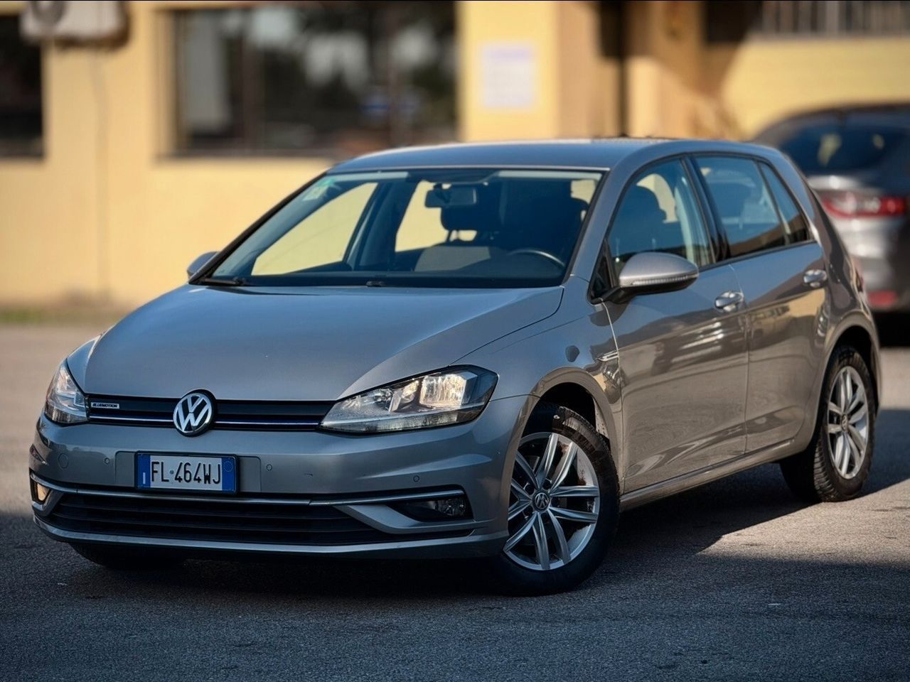 VW Golf