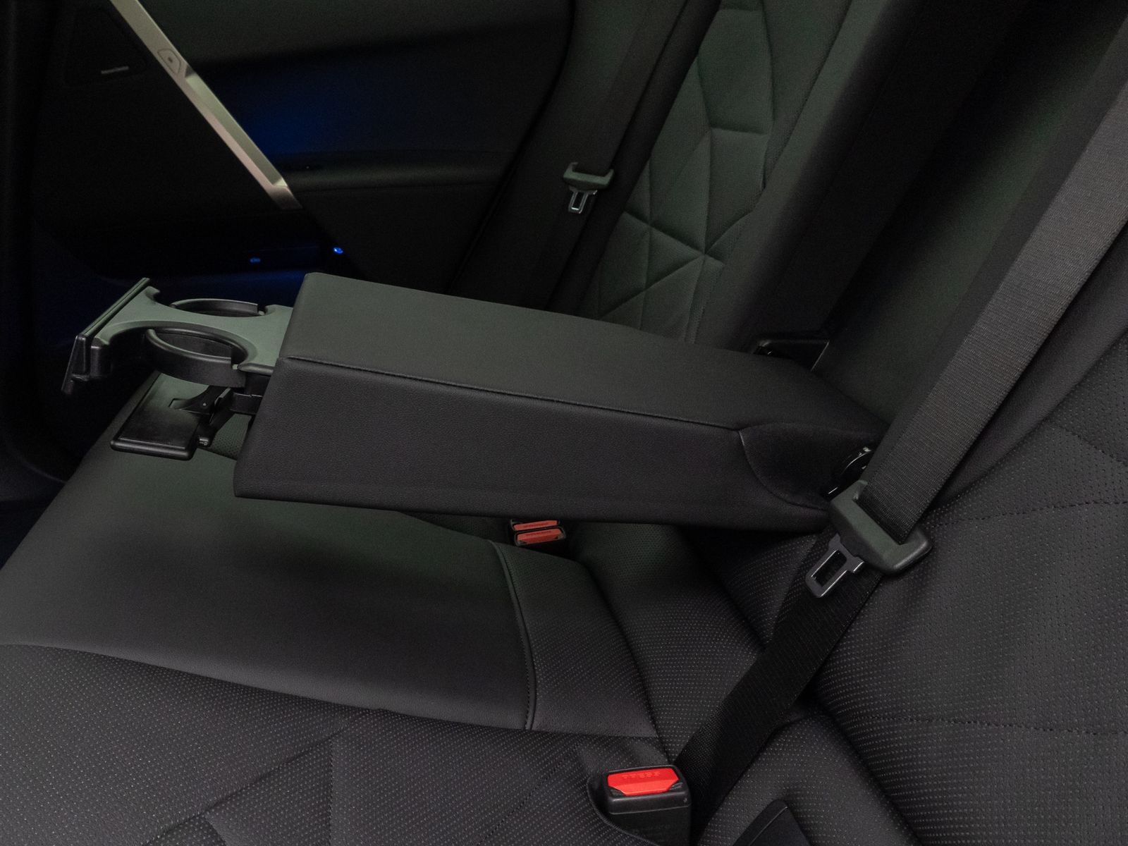 Fahrzeugabbildung BMW iX xD40 Sport SkyLounge 360°DAB H/K AHK 22Zoll