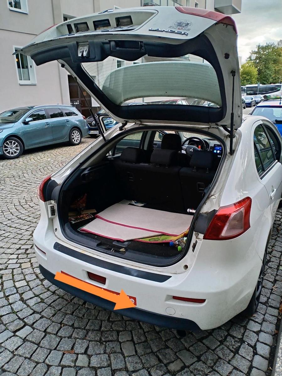 Mitsubishi Lancer 2010 — photo 6