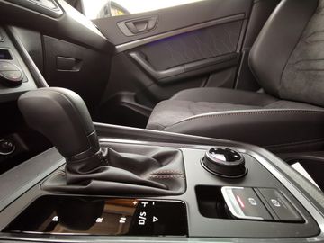 Cupra Ateca 2,0 ... VOLL el.HK P.-Dach 19" 360° Allrad