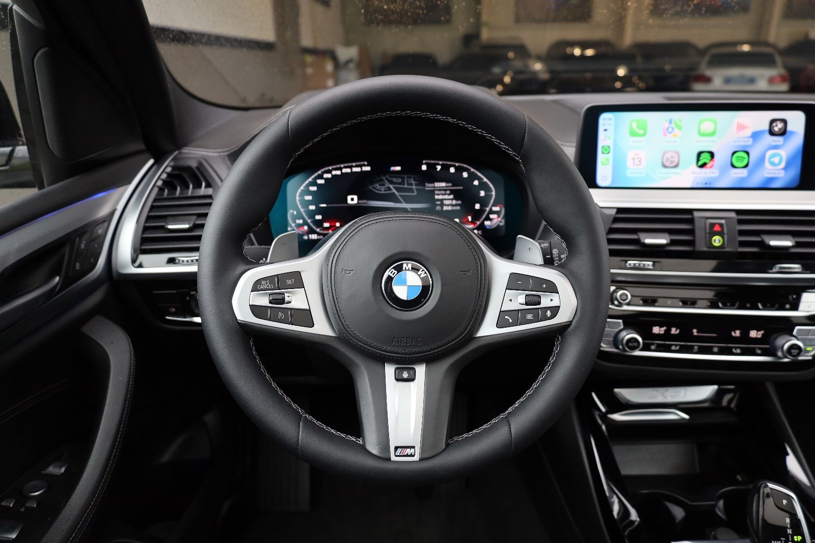 BMW X3 xDrive30i KAMERA PANO SHZ APPLE LASER LHZ R20 foto 12