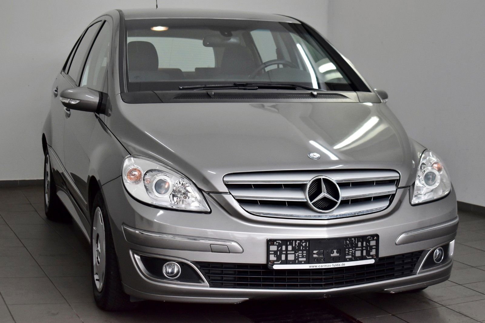 Fahrzeugabbildung Mercedes-Benz B 170, Sportpaket,T.Leder,SH,