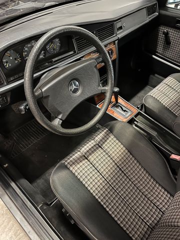 Mercedes-Benz 190d 2,5 D w201 Automatik 