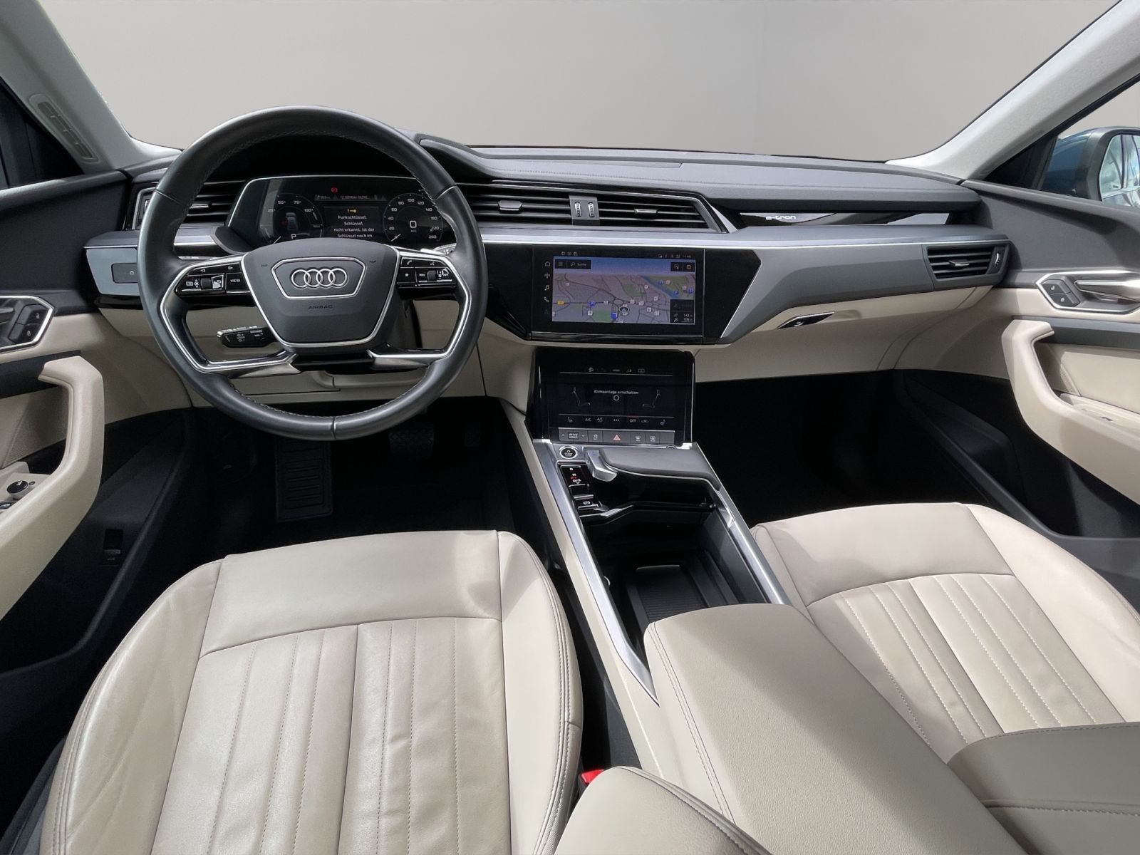 Audi Q8 e-tron - Bild 17