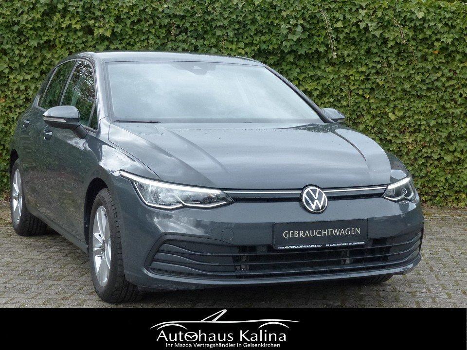 Volkswagen Golf 8  1.5 TSI OPF Life + Navi