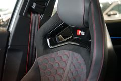 AUDI RS3 Sportback | Schalensitze | Pano | HuD AUDI RS3 Sportback | Schalensitze | Pano | HuD