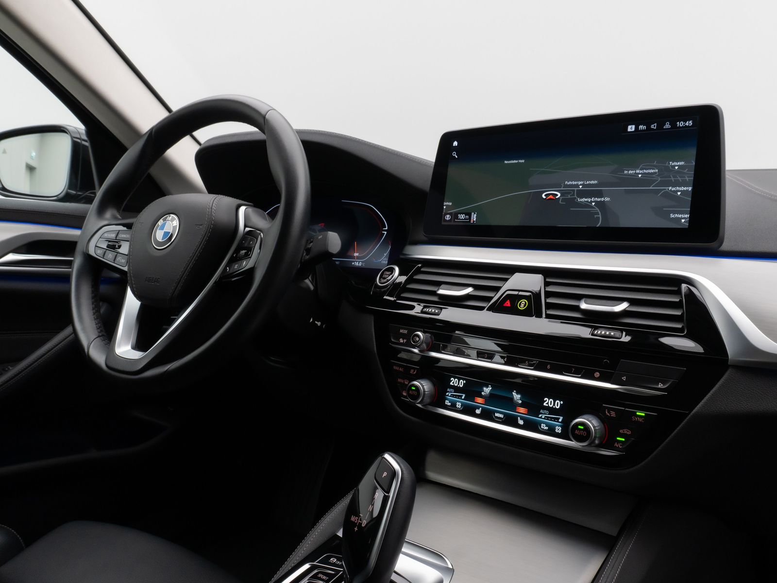 Fahrzeugabbildung BMW 520d Luxury Line Kamera DAB 4xKlima AHK Sport