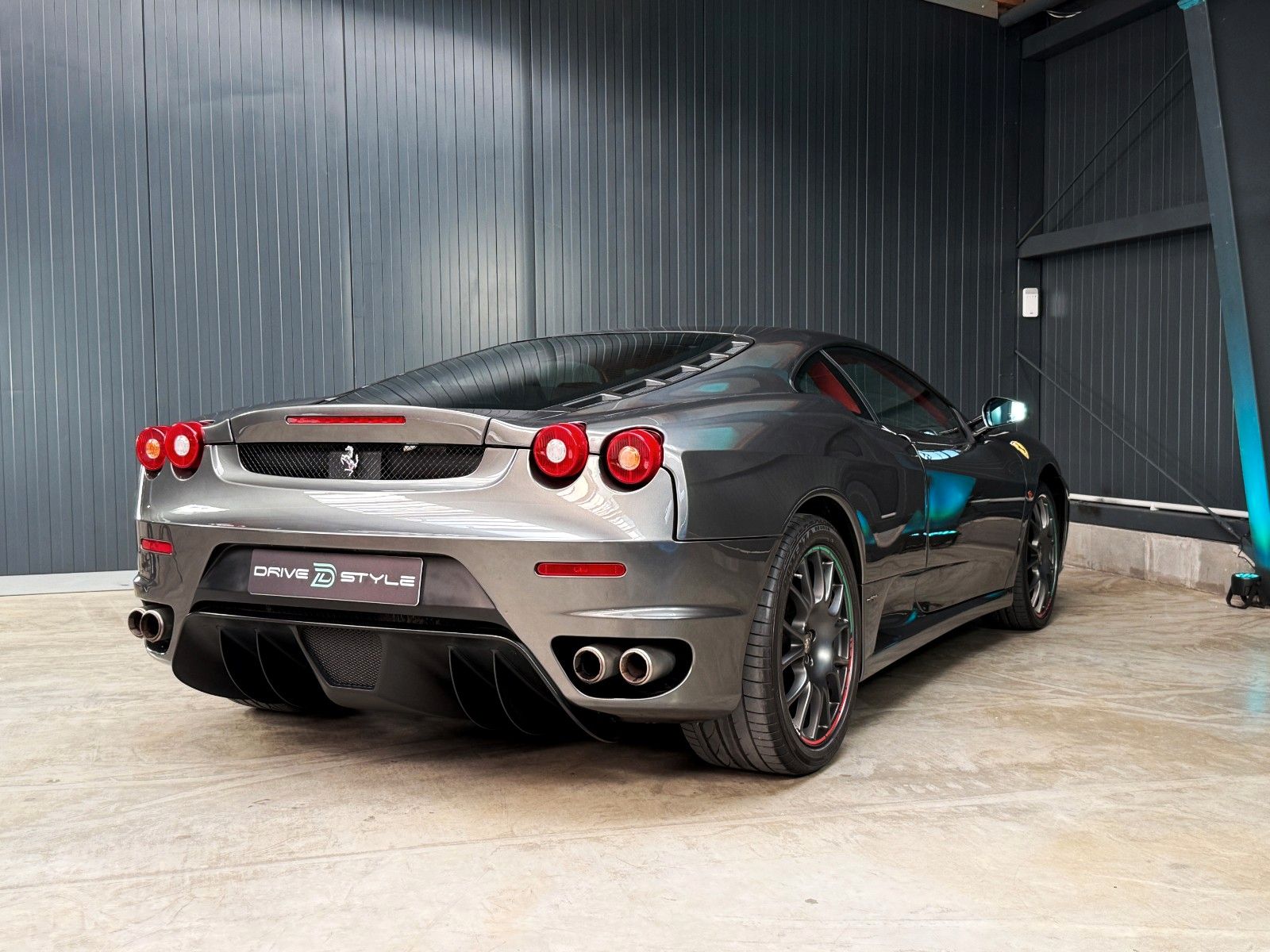 Fahrzeugabbildung Ferrari F430 F1 + Grigio Silverst. + 2.Hand + Scheckheft