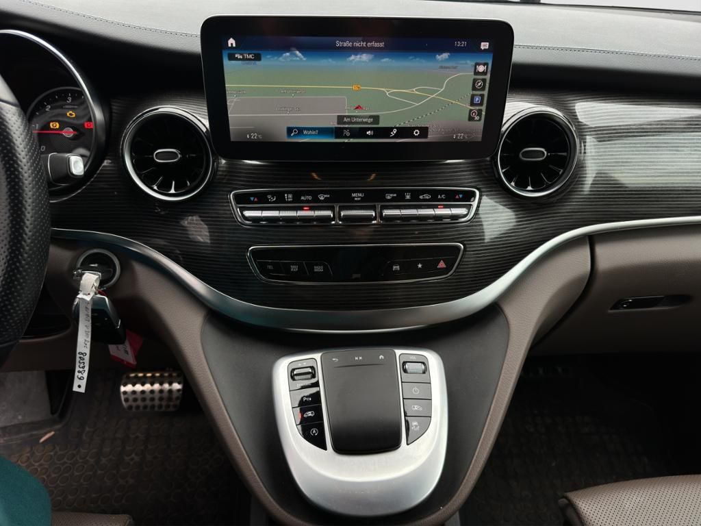Fahrzeugabbildung Mercedes-Benz V 300 d 4MATIC AVANTGARDE EDITION Lang AHK*Leder