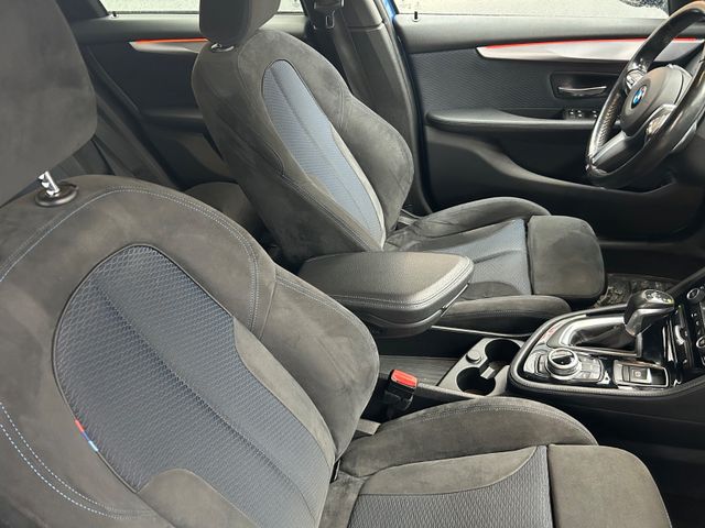 Fahrzeugabbildung BMW Active Tourer 220 i M Sport Autom.+Navi+Allw.LM+