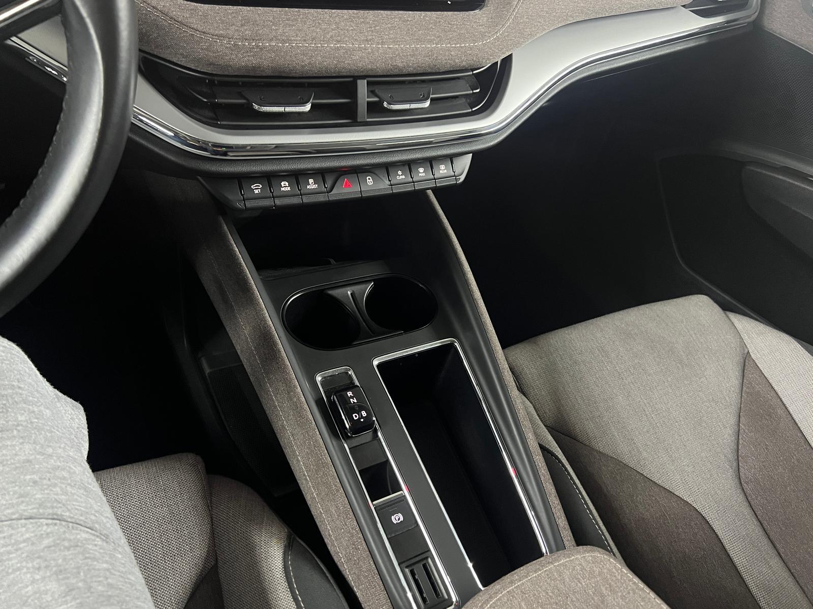 SKODA ENYAQ - 60 LODGE - 179 CV - PACK CHROME