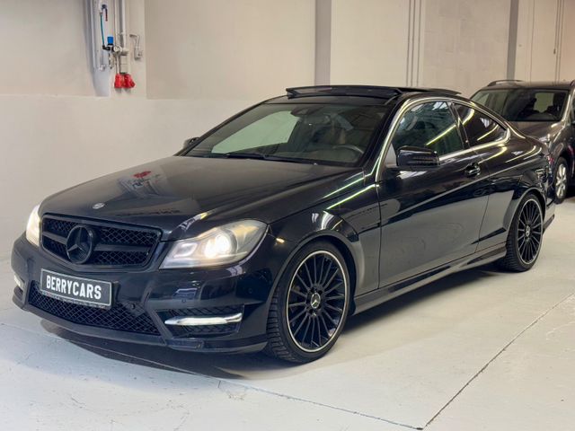 Mercedes-Benz C 250 Coupé AMG*AUTOMA*PANO*NAVI*XENON*LEDER*ILS