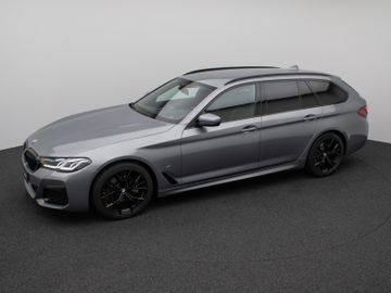 Fahrzeugabbildung BMW 520d xD M Sport Laser Kamera HUD DAB HiFi AHK