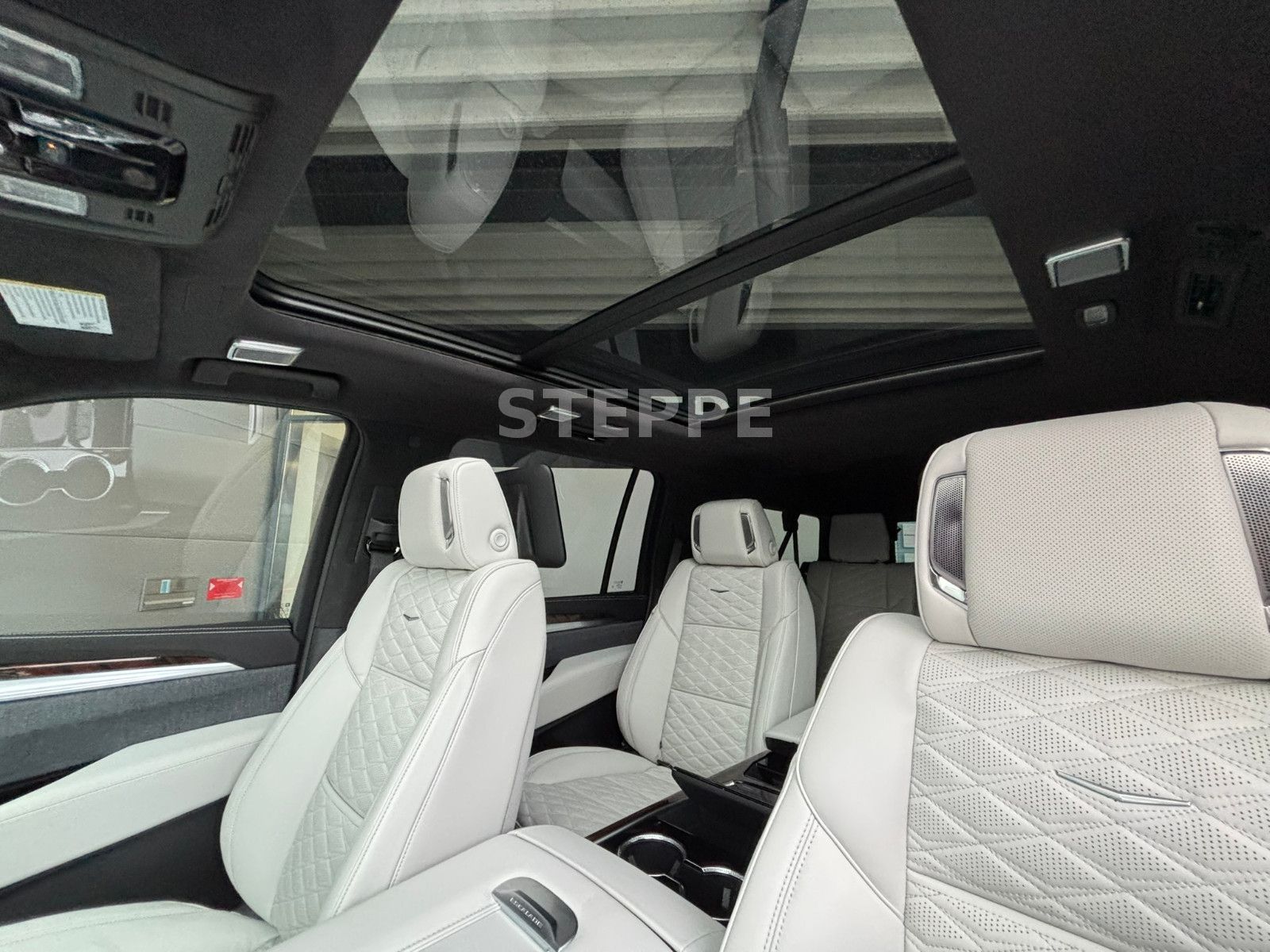Cadillac Escalade FACELIFT MY26 6.2 V8 ESV Sport Platinum