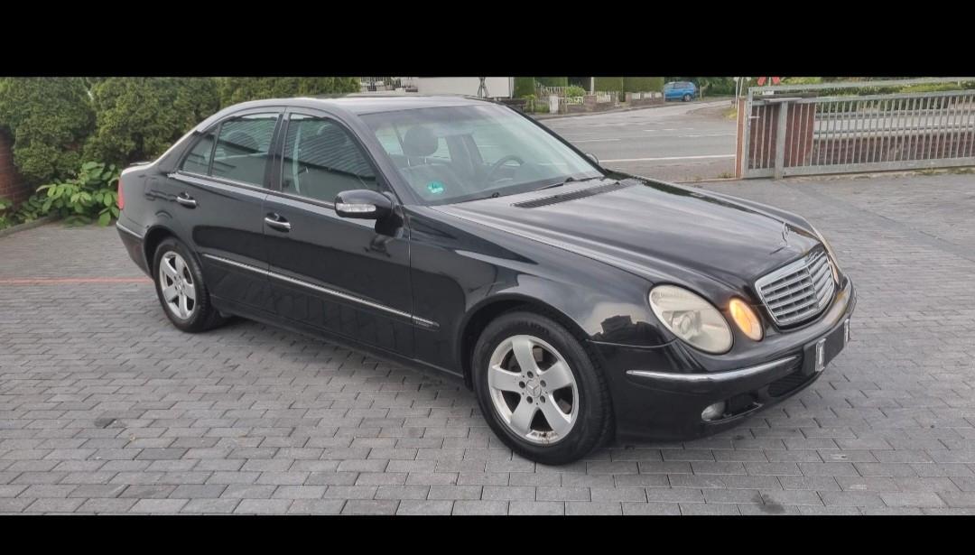 Mercedes-Benz E 220 E Limousine E 220 CDI