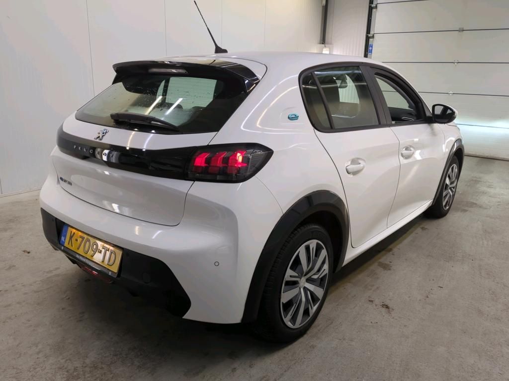 Peugeot e-208 EV 50kWh 136pk Active Pack 92.56% SoH [ CA imagem 3