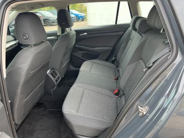 Volkswagen Golf - 12