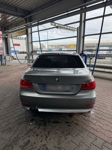 BMW 520i E60