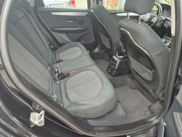 BMW 220 - 8