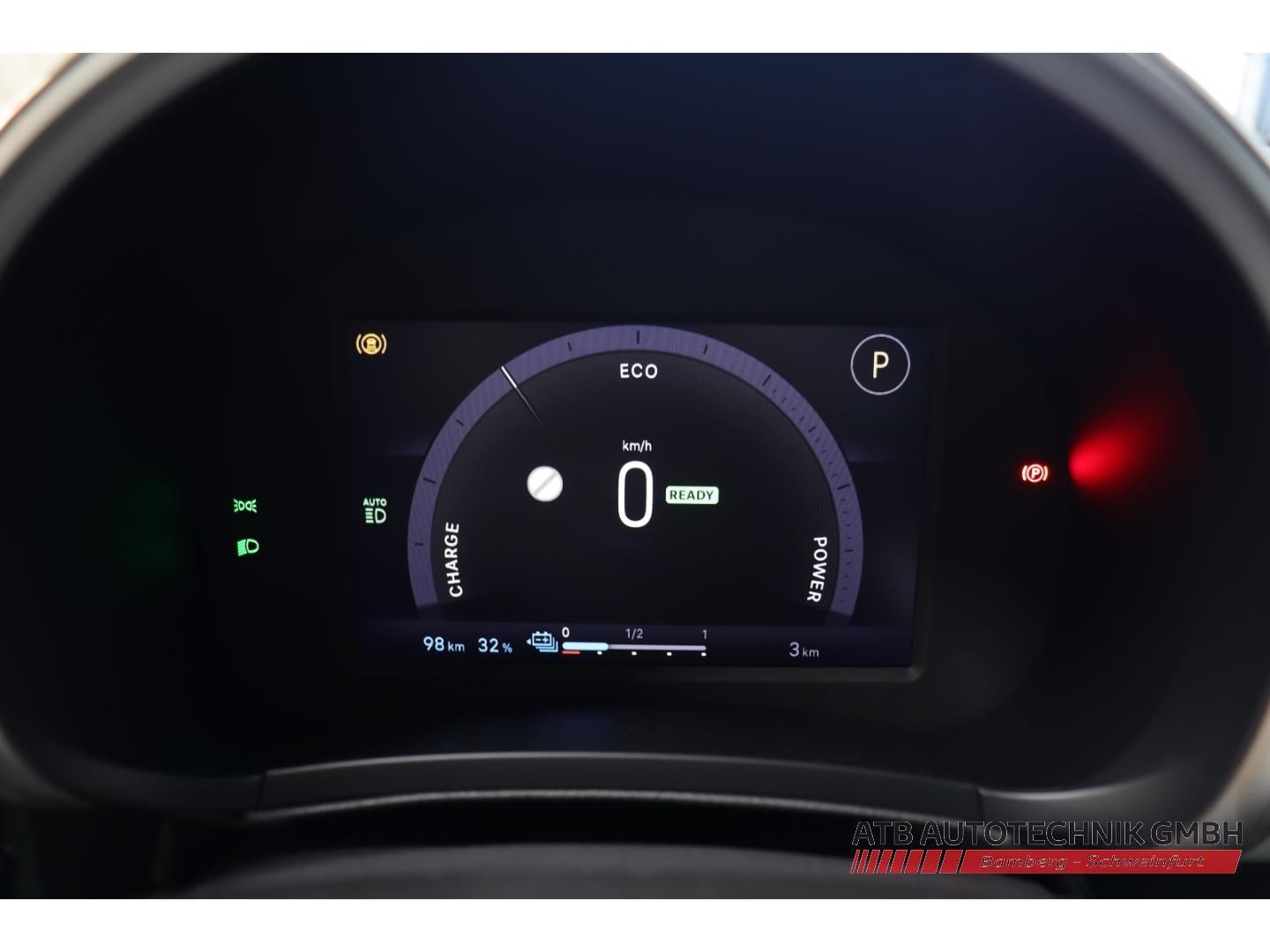 Fiat 600e MY25 La Prima 115 kW Navi Massagesitze LED 