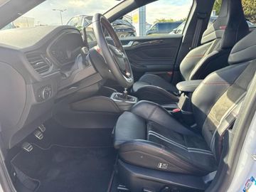 Ford Focus Lim. 2.3 ST X TrackMatrixNavi