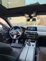 BMW 530d Touring M Sport | Pano | HUD | 8-fach |  - BMW 530 Gebrauchtwagen in Stuttgart