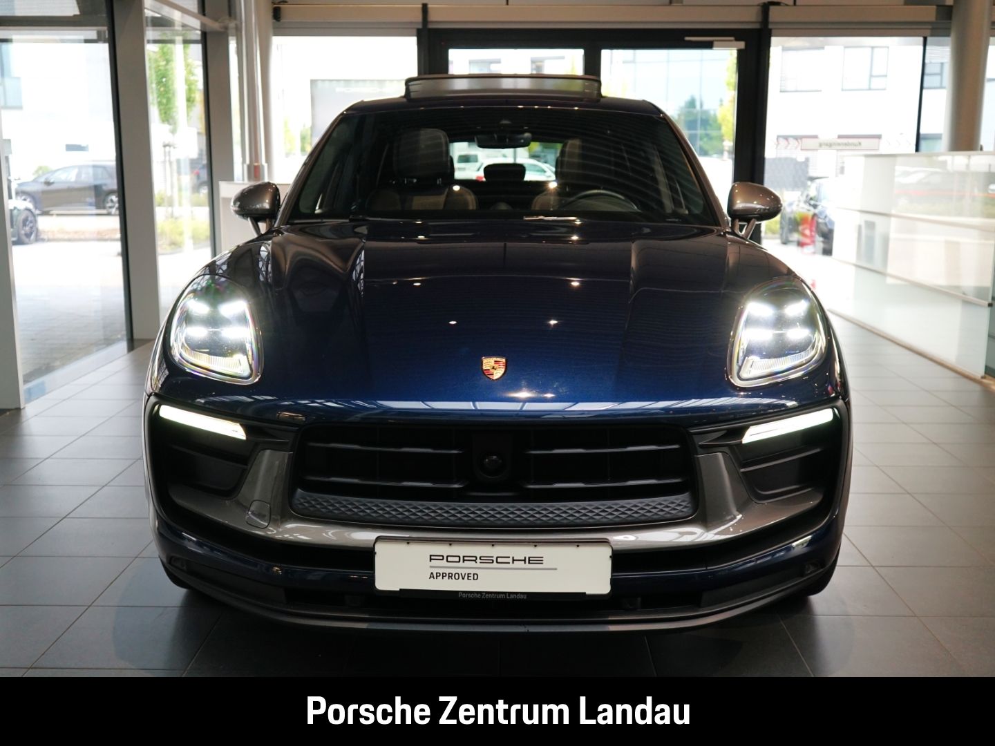 Porsche Macan T Sportabgas Standheizung Luftfederung foto 5