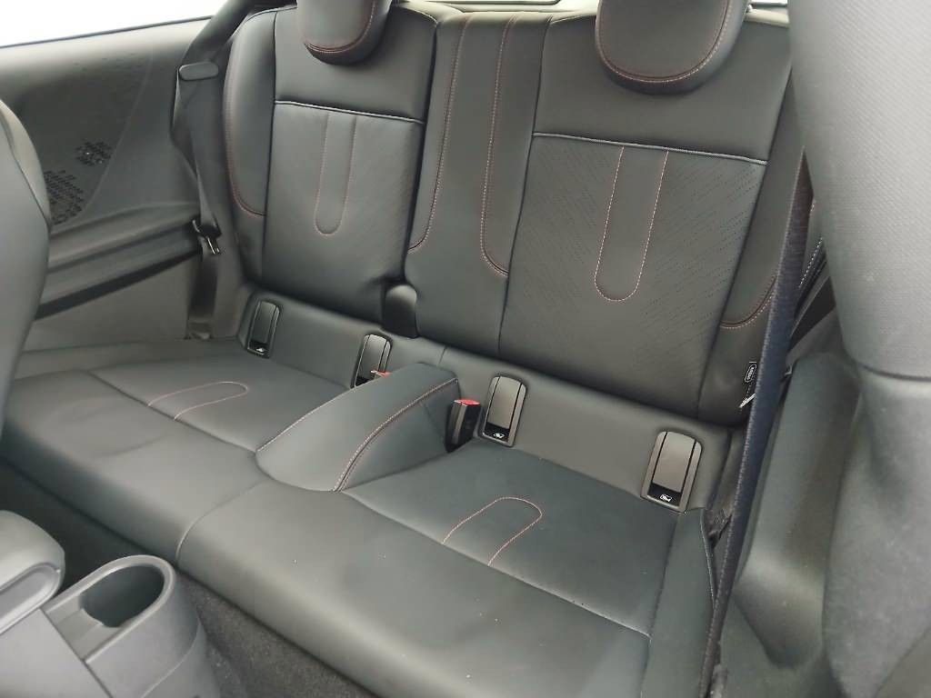 Fahrzeugabbildung MINI Cooper C JCW Trim Paket-XL Pano H&k 360° HuD