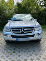Mercedes-Benz Mercedes Benz GL 320 cdi X164 - Mercedes-Benz GL 320 mit Diesel-Antrieb: Geländewagen