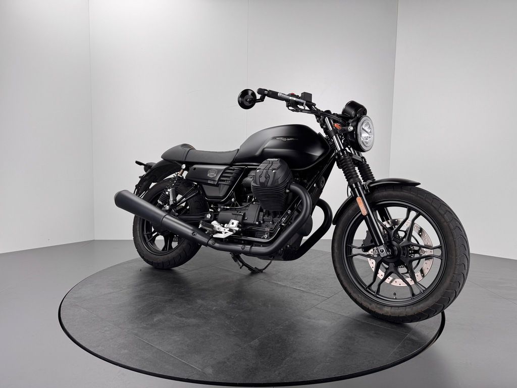 Fahrzeugabbildung Moto Guzzi V7 III Stone *TOP-ZUSTAND
